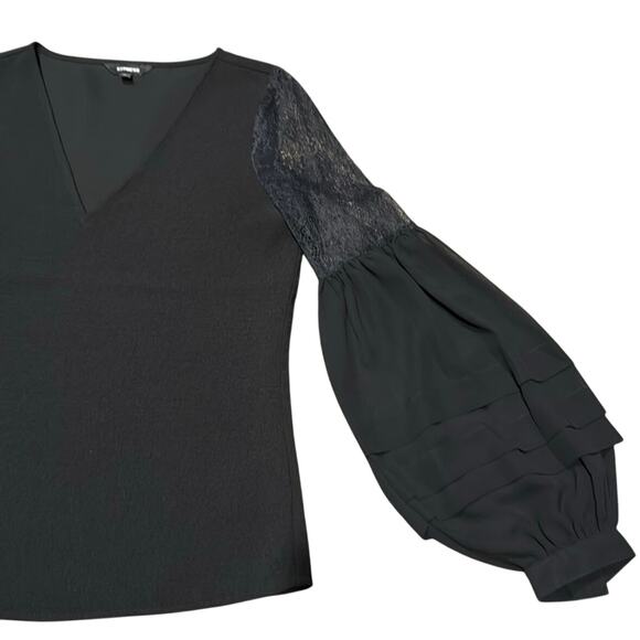 Woman’s Express to size XXS - Picture 4 of 6